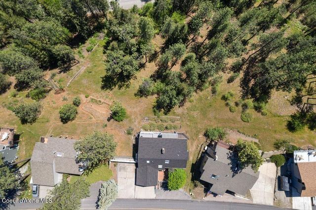 2912 E Fernan Hill RD, Coeur D'alene, ID 83814