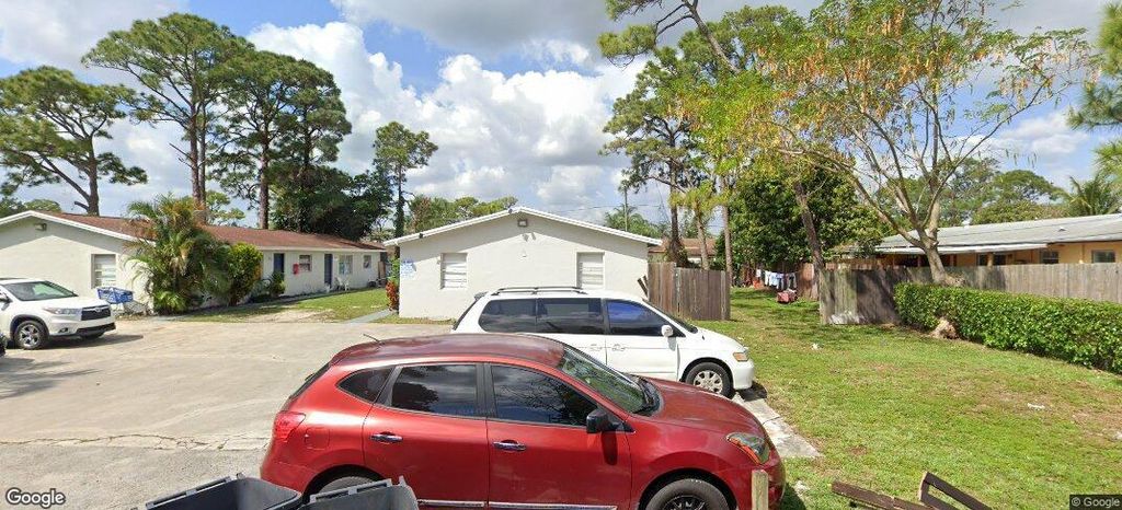 1981 49th Avenue S, West Palm Beach, FL 33415