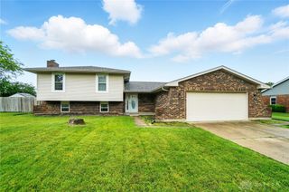 311 Rankin Drive, Englewood, OH 45322