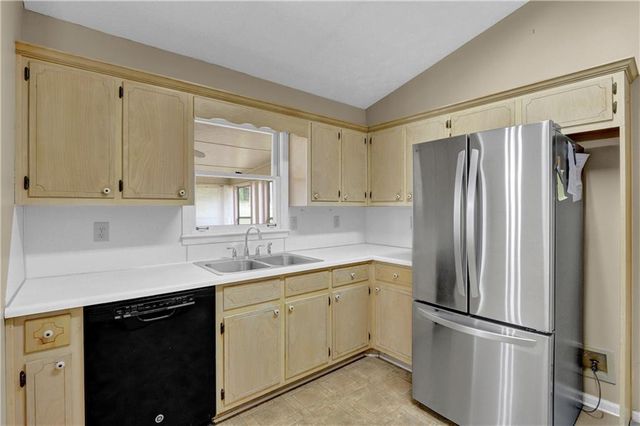 725 Hill Meadow Drive, Dacula, GA 30019