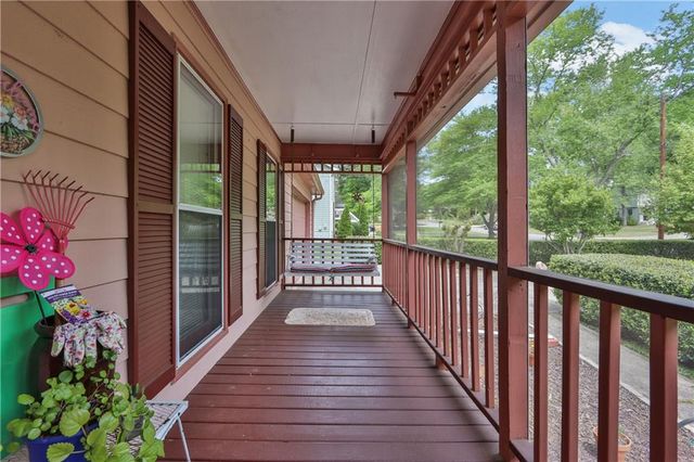 725 Hill Meadow Drive, Dacula, GA 30019