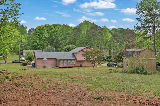 725 Hill Meadow Drive, Dacula, GA 30019