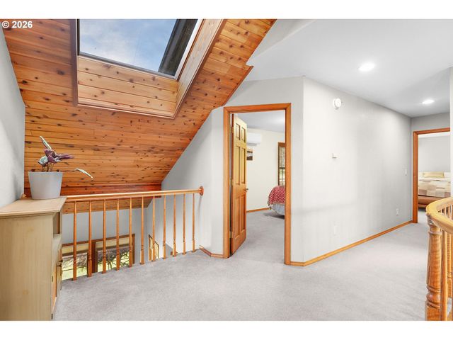 598 WINTER CREEK Ln, Roseburg, OR 97471