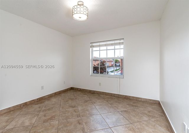 2236 W 74th Pl 9C, Hialeah, FL 33016