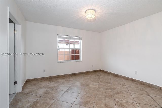 2236 W 74th Pl 9C, Hialeah, FL 33016