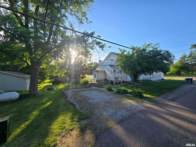 108 SCHOOL Street, Washington, IL 61571