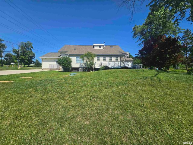 108 SCHOOL Street, Washington, IL 61571