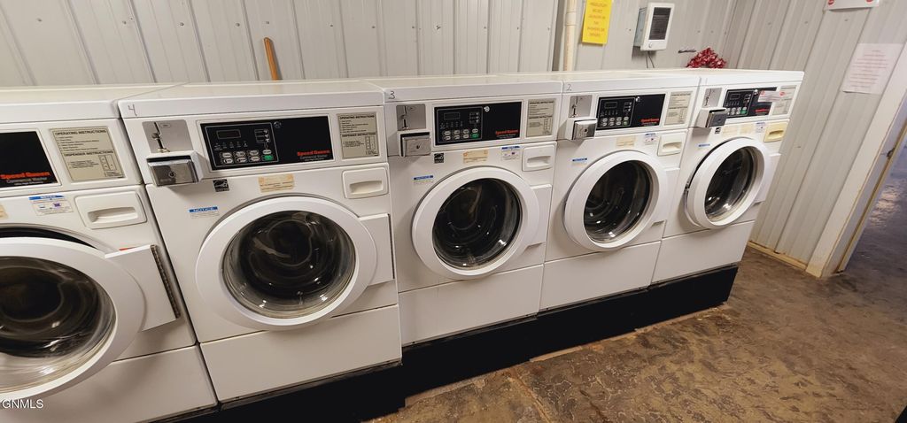 2052 125th Avenue NW, Watford City, ND 58854 photo 25