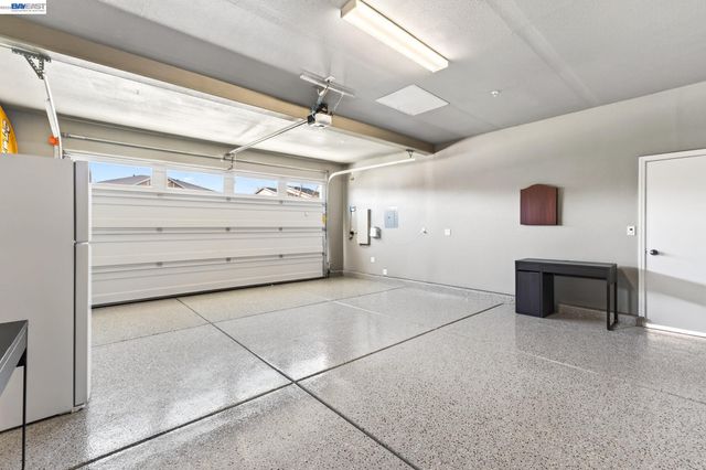 2419 Gabriel Dr, Merced, CA 95340