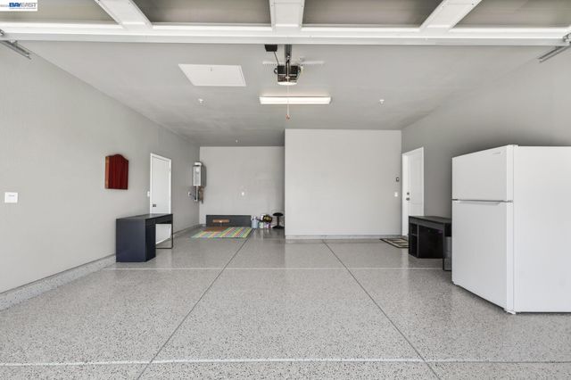 2419 Gabriel Dr, Merced, CA 95340