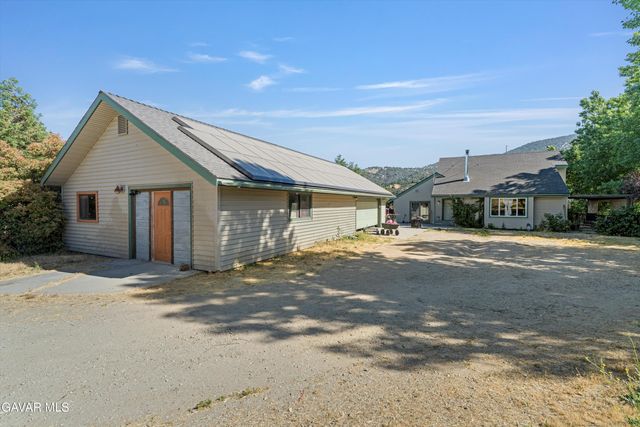 24750 Flatiron Court, Tehachapi, CA 93561