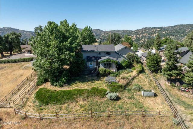 24750 Flatiron Court, Tehachapi, CA 93561