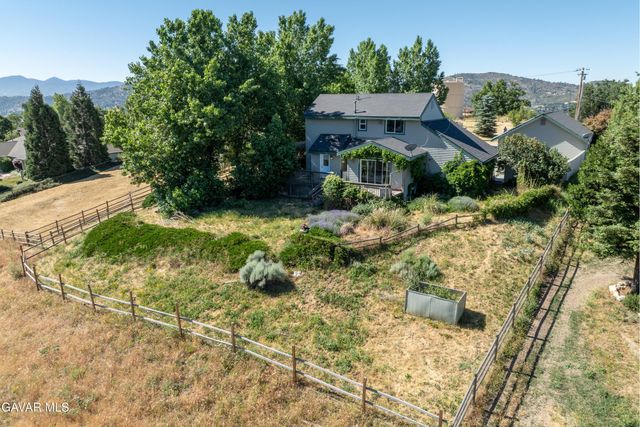 24750 Flatiron Court, Tehachapi, CA 93561