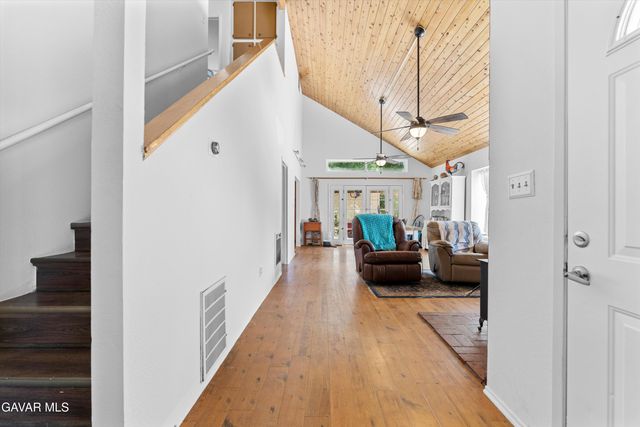 24750 Flatiron Court, Tehachapi, CA 93561