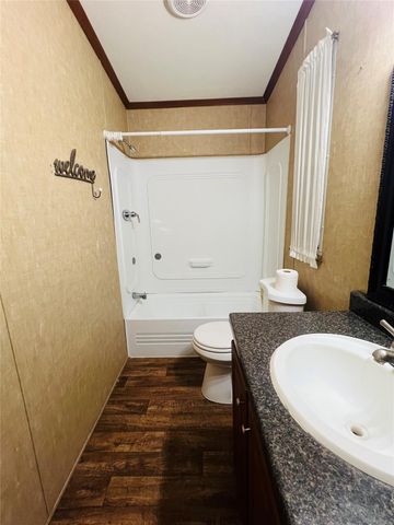 16381 Hunters Green Dr, Conroe, TX 77303