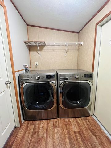 16381 Hunters Green Dr, Conroe, TX 77303