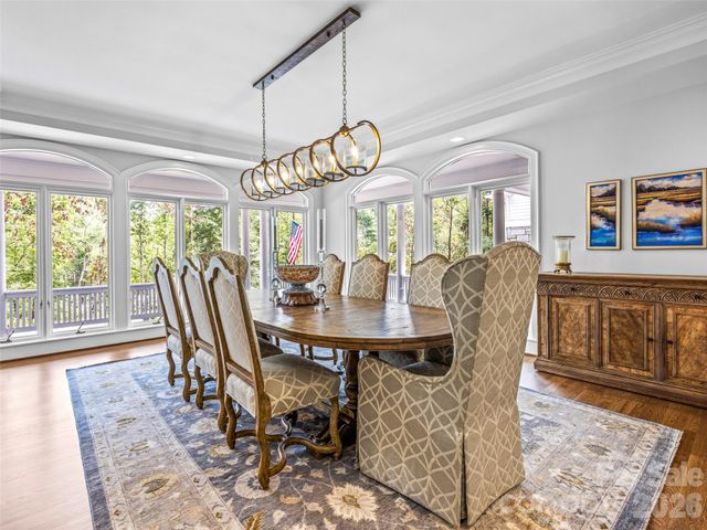 4 Cedar Hill Drive, Asheville, NC 28803
