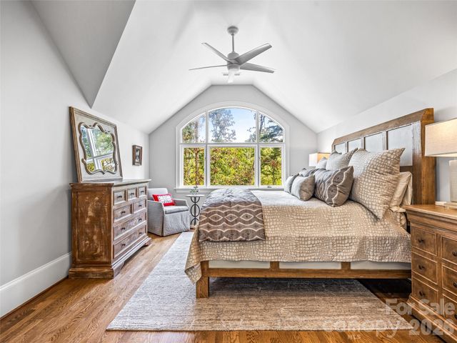 4 Cedar Hill Drive, Asheville, NC 28803