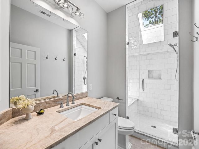 4 Cedar Hill Drive, Asheville, NC 28803