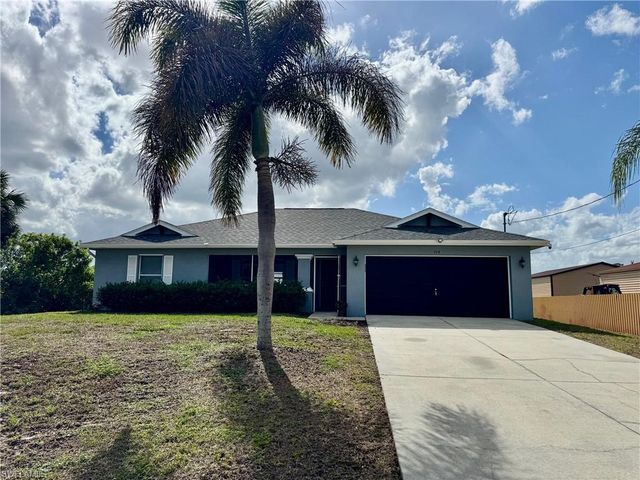 714 Knox AVE S, Lehigh Acres, FL 33974