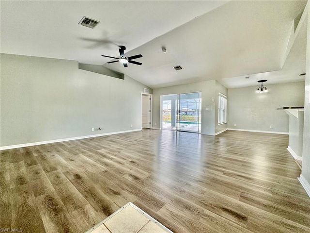 714 Knox AVE S, Lehigh Acres, FL 33974