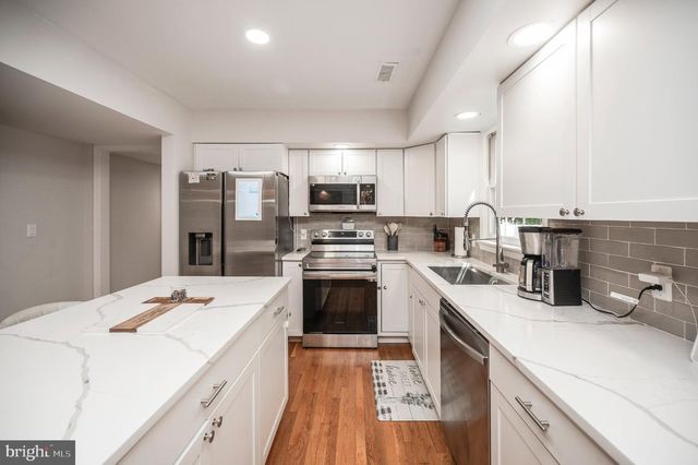 10511 HOLLEYBROOKE DR, Spotsylvania, VA 22553