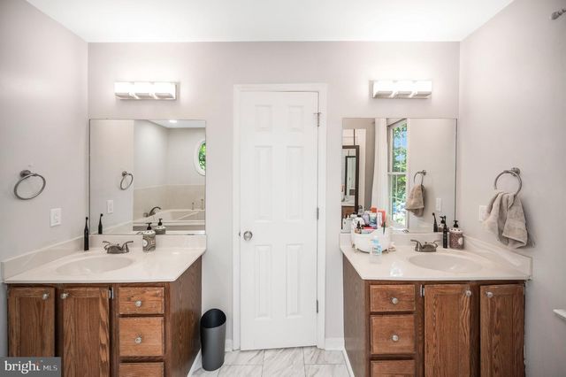 10511 HOLLEYBROOKE DR, Spotsylvania, VA 22553