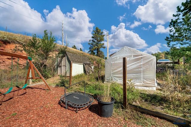 4828 WHISPERING PINES DR, Rapid City, SD 57702