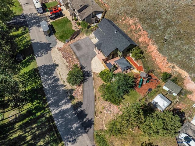 4828 WHISPERING PINES DR, Rapid City, SD 57702