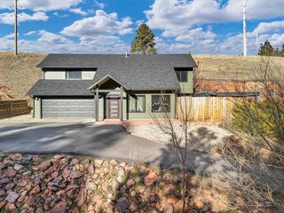 4828 WHISPERING PINES DR, Rapid City, SD 57702