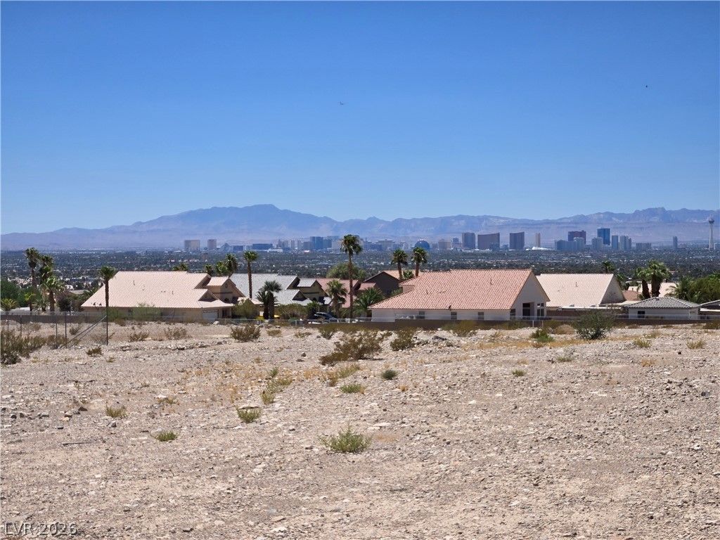 255 Vista Valley Street, Las Vegas, NV 89110