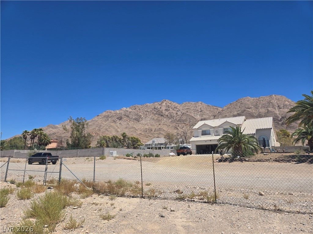 255 Vista Valley Street, Las Vegas, NV 89110 — photo 2