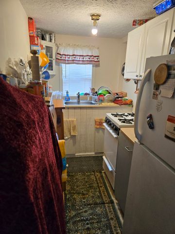 120 & 114 N CENTRAL ST, Broadway, VA 22815