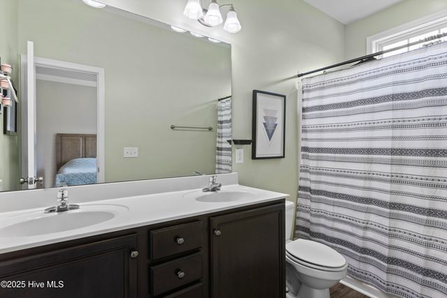 100 Maidstone Drive, Richlands, NC 28574