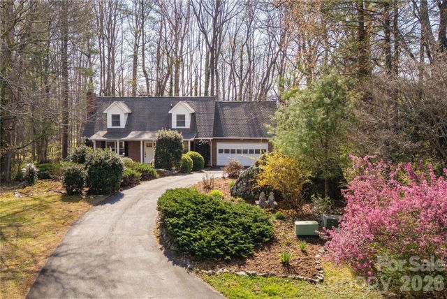 9 Justin Drive, Etowah, NC 28729