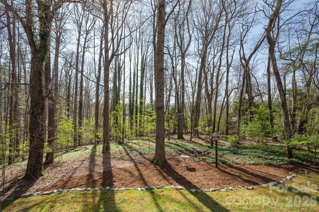 9 Justin Drive, Etowah, NC 28729