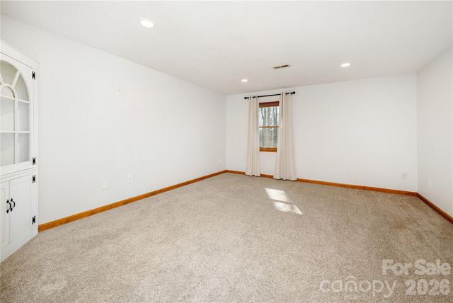 9 Justin Drive, Etowah, NC 28729