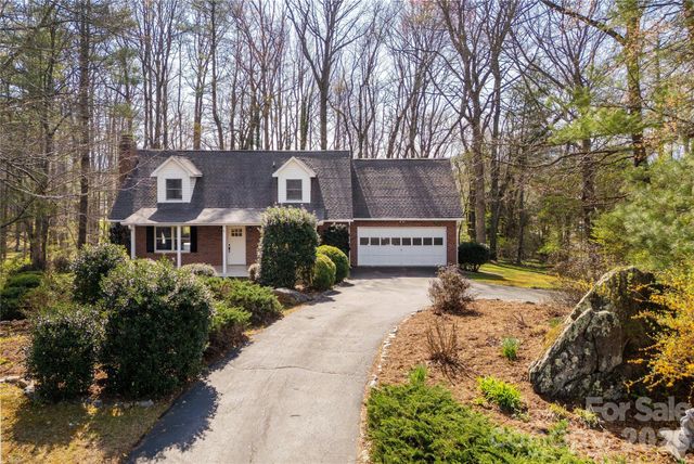 9 Justin Drive, Etowah, NC 28729