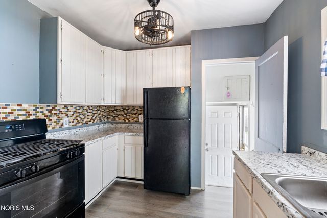 3711 Sherbrooke Road, Toledo, OH 43613