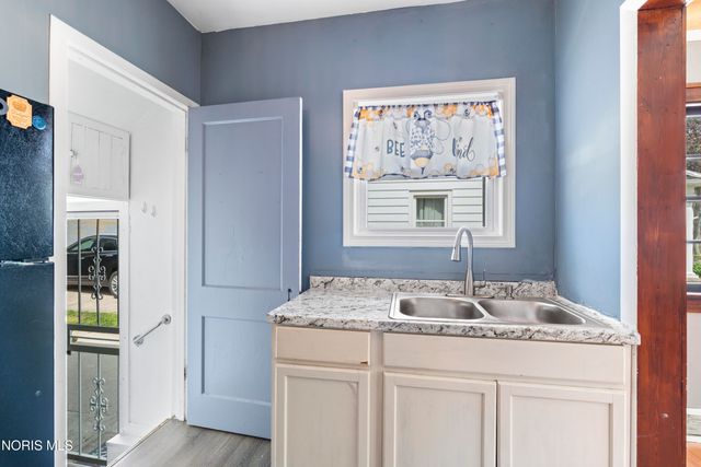 3711 Sherbrooke Road, Toledo, OH 43613