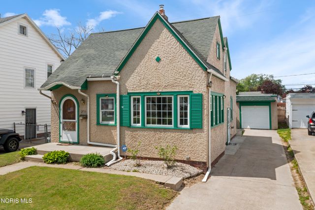 3711 Sherbrooke Road, Toledo, OH 43613