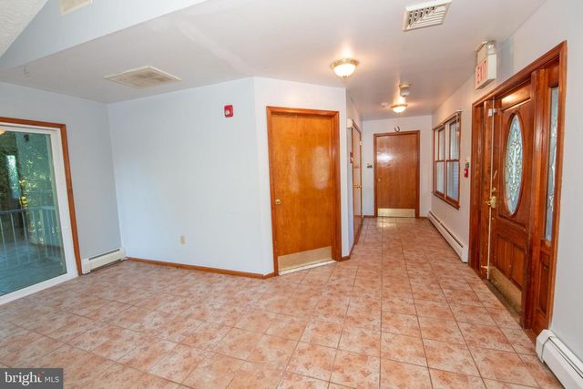 519 PARKVALE AVE, Langhorne, PA 19047