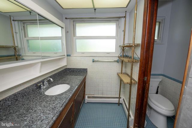 519 PARKVALE AVE, Langhorne, PA 19047