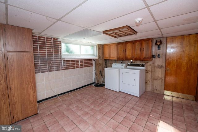 519 PARKVALE AVE, Langhorne, PA 19047