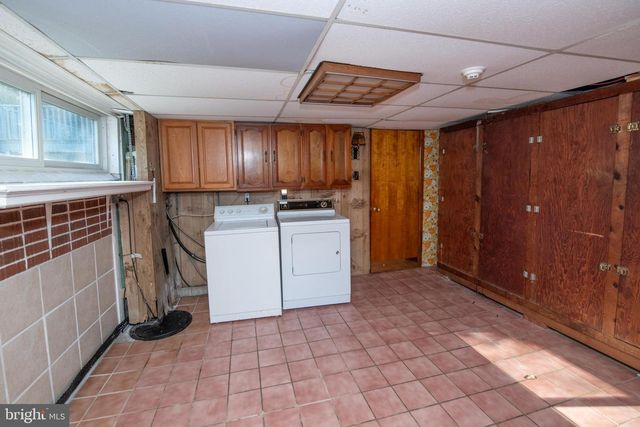 519 PARKVALE AVE, Langhorne, PA 19047