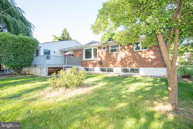 519 PARKVALE AVE, Langhorne, PA 19047