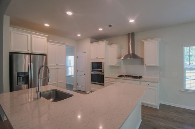 150 Daniels Creek Circle, Goose Creek, SC 29445