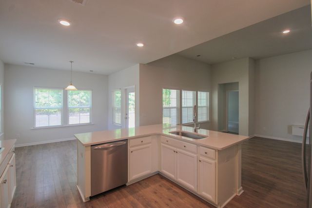 150 Daniels Creek Circle, Goose Creek, SC 29445