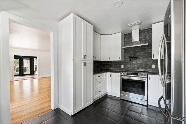 1655 SUNNYSIDE DRIVE, Maitland, FL 32751