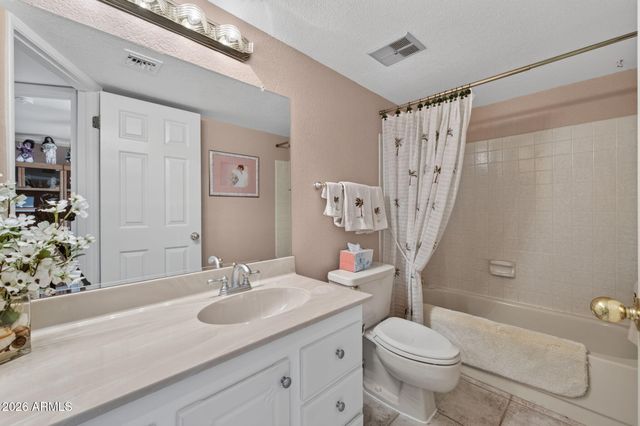 12212 N PARADISE VILLAGE Parkway S 137, Phoenix, AZ 85032